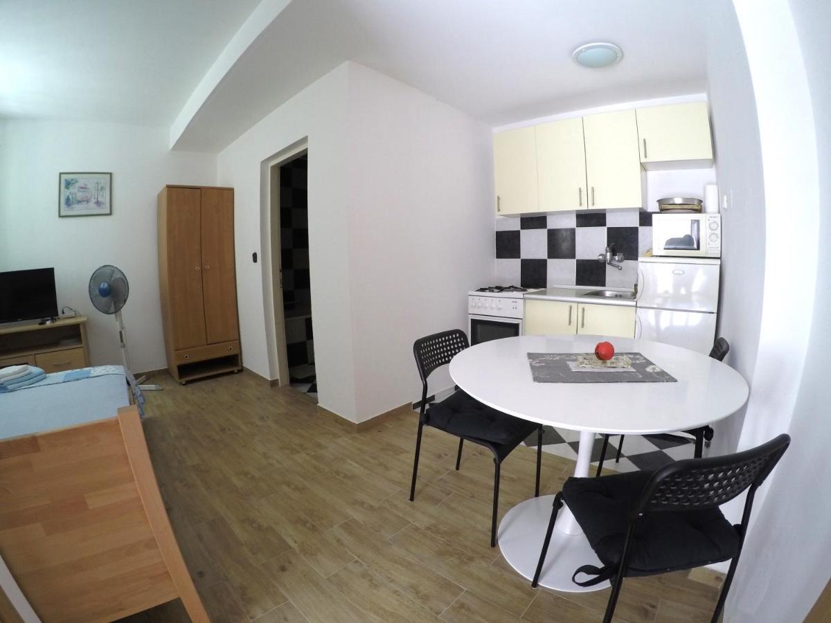 Peach Apartment'S Repic Бибинє Екстер'єр фото